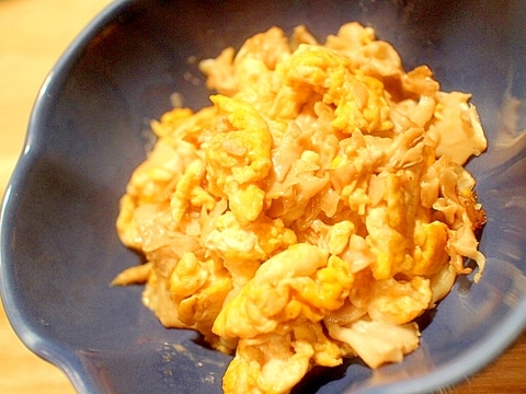 栄養たっぷり注目食材♪花びら茸と卵の炒め物